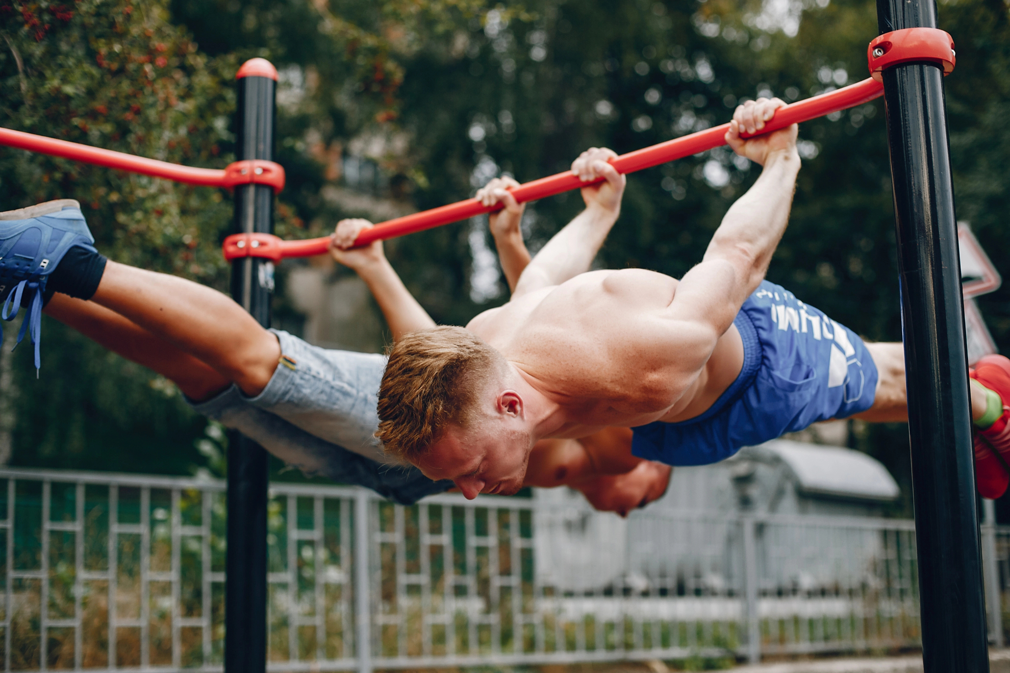 Tudi pri nas street workout ob kolesarski stezi